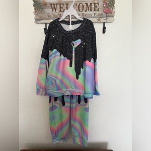 6-7 youth 2pc pullover/pant set